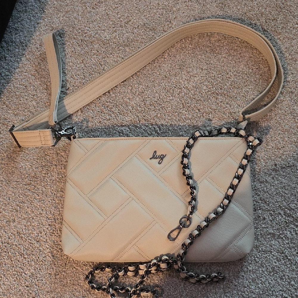 NEW WALTZ Lug Cream Quilted Crossbody Bag with Chain Strap